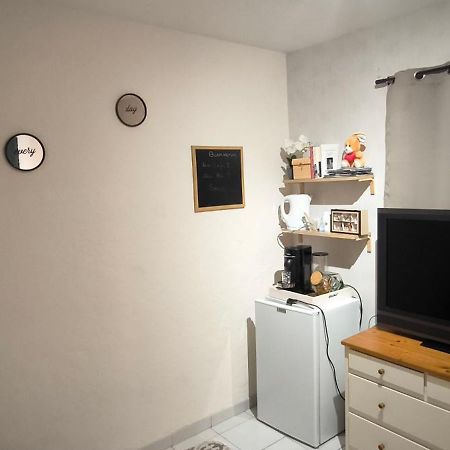 Bienvenue En Gatine Appartement Le Retail Buitenkant foto