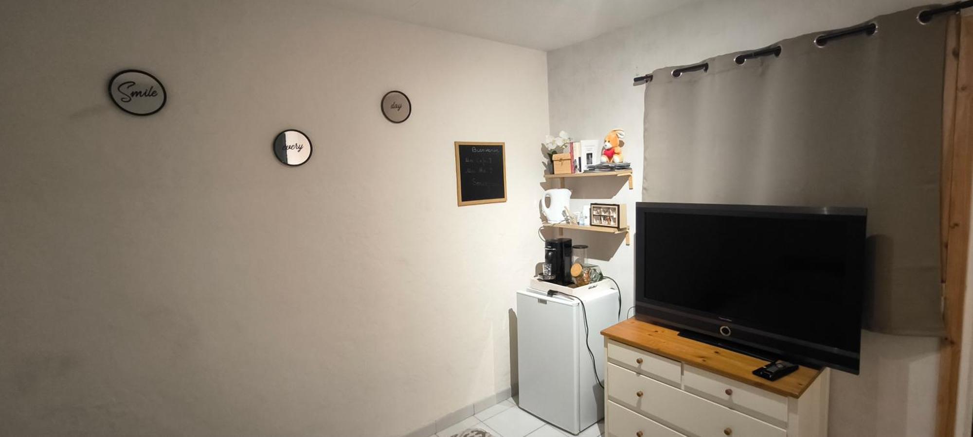 Bienvenue En Gatine Appartement Le Retail Buitenkant foto